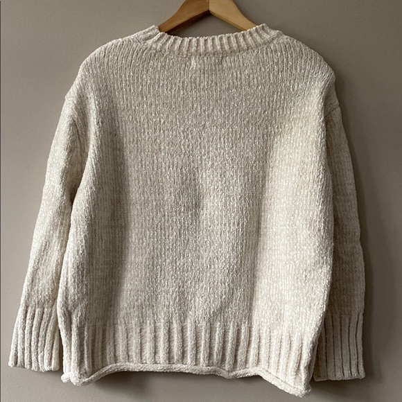 Cynthia Rowley Cream Crew Neck Sweater with accented with Gold Metallic - Picture 7 of 8